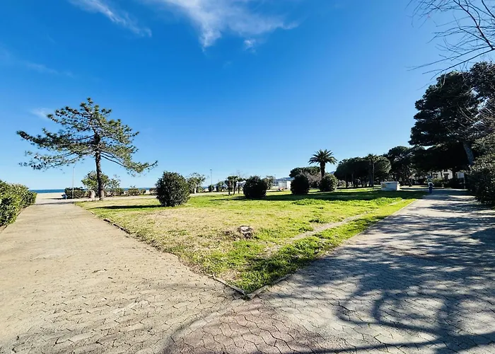 Argeles-Sur-Mer : T2 Bis Face Plage, Loggia Vue Mer - Fr-1-309-254 Апартаменты