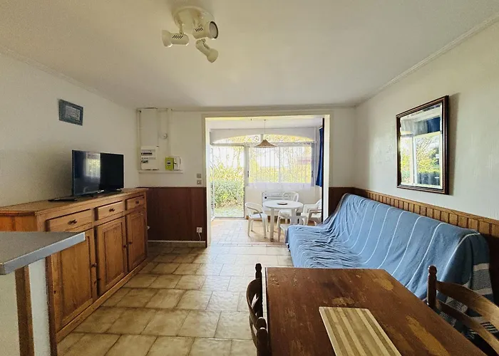 Argeles-Sur-Mer : T2 Bis Face Plage, Loggia Vue Mer - Fr-1-309-254 Апартаменты *